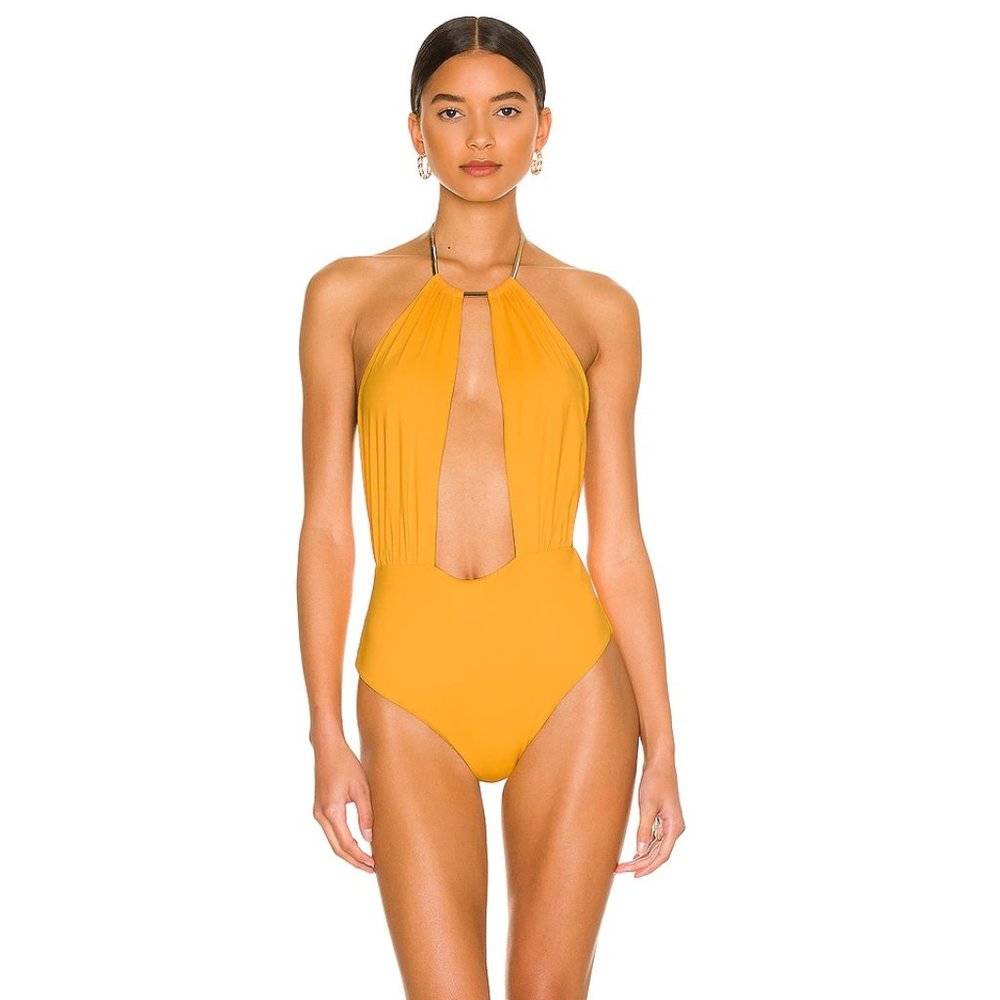 We Wore What Snake Chain Necklace One Piece